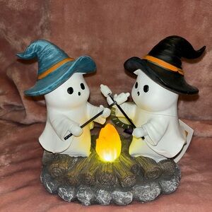 ghosts camping statue/decor